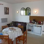 T3* Plage/gare/centre ~300m +box-auto +fibre/wifi Apartment *