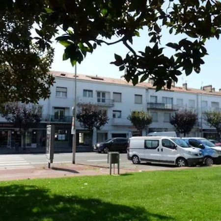 T3* Plage/gare/centre ~300m +box-auto +fibre/wifi Apartment Royan