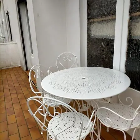Διαμέρισμα T3* Plage/gare/centre ~300m +box-auto +fibre/wifi *