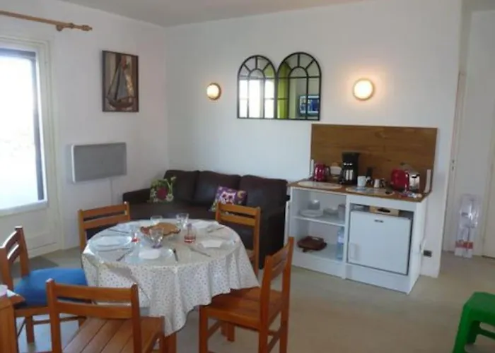 T3* Plage/gare/centre ~300m +box-auto +fibre/wifi Appartement *